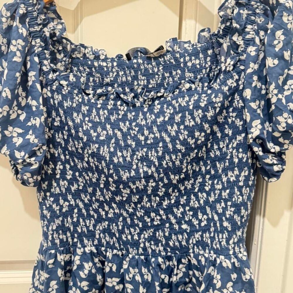 Lauren Ralph Lauren XL Blue Floral Smocked Puff Sleeve Top.